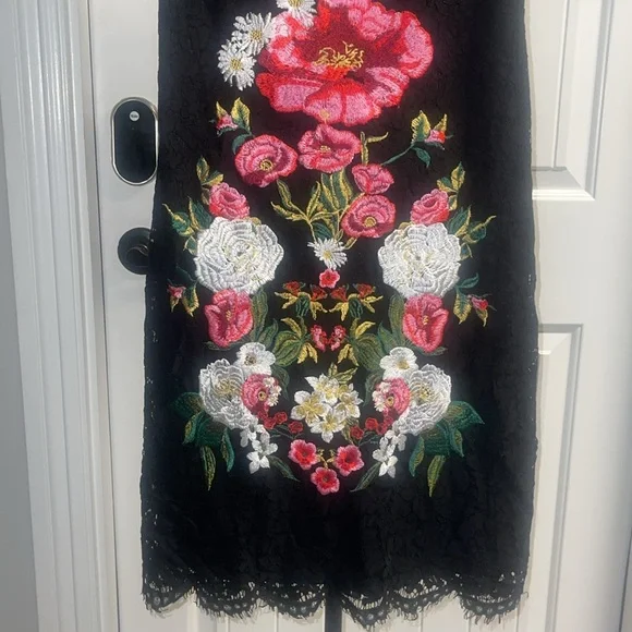 Embroidered Flowers Lace Luxury 3/4 Sleeve Midi Black lined Dress Back and front